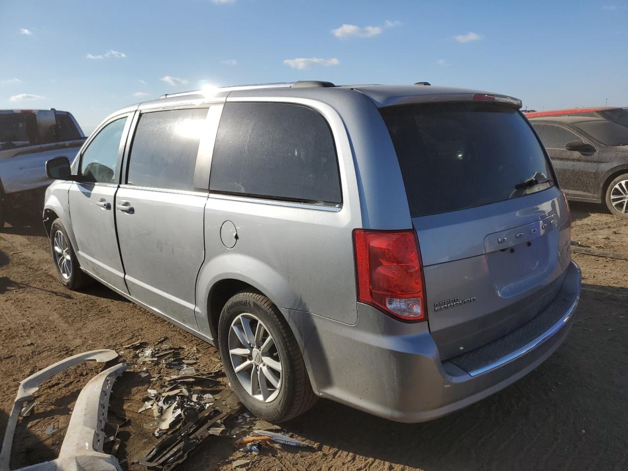 Изображение 2 2019 DODGE GRAND CARAVAN SXT 2019 с VIN 2C4RDGCG6KR736348