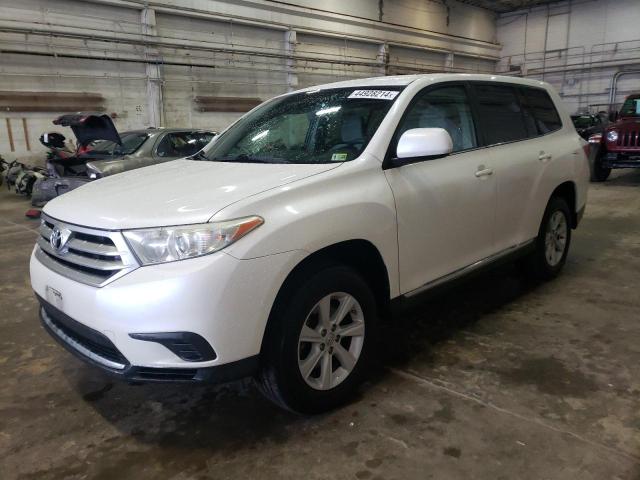 Изображение 1 2013 TOYOTA HIGHLANDER BASE 2013 с VIN 5TDBK3EH7DS180356