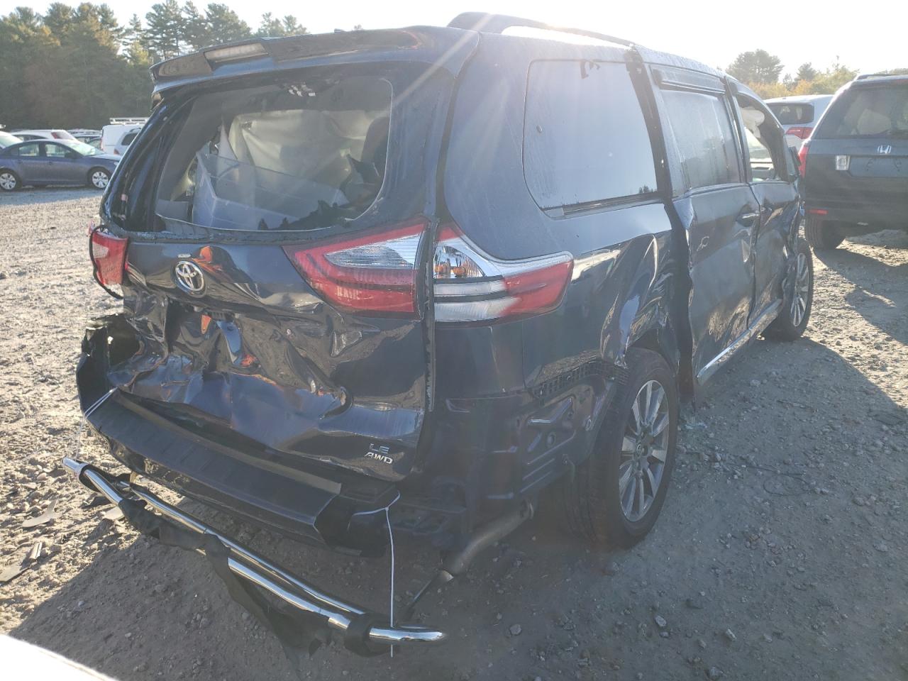 Image 3 of 2020 TOYOTA SIENNA LE 2020 with VIN 5TDJZ3DC2LS251426