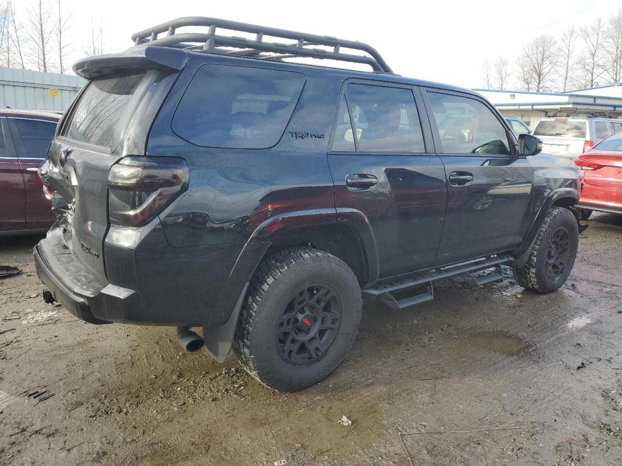 Obraz 3 z 2023 TOYOTA 4RUNNER SE 2023 z VIN JTELU5JR0P6163827