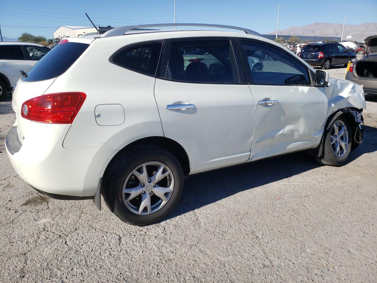 Изображение 3 2010 NISSAN ROGUE S 2010 с VIN JN8AS5MT7AW026792