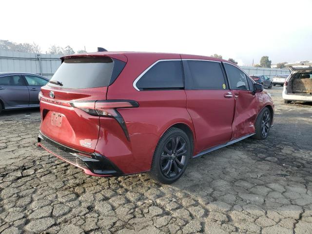 Image 3 of 2021 TOYOTA SIENNA XSE 2021 with VIN 5TDXRKEC6MS022929