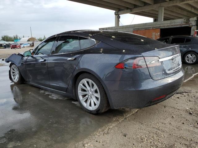 Obraz 2 z 2017 TESLA MODEL S  2017 z VIN 5YJSA1E22HF188037