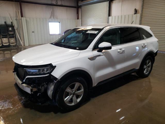 Изображение 1 2022 KIA SORENTO LX 2022 с VIN 5XYRG4LC6NG102937