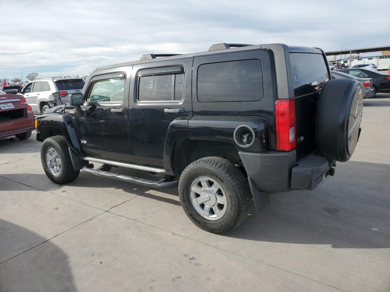 Obraz 2 z 2009 HUMMER H3  2009 z VIN 5GTEN13E498106334