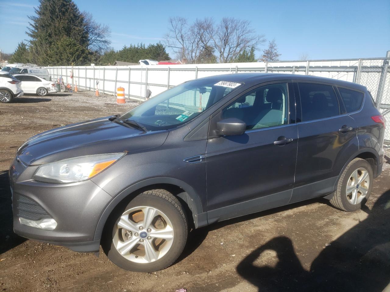 Image 1 of 2014 FORD ESCAPE SE 2014 with VIN 1FMCU9GXXEUA02147
