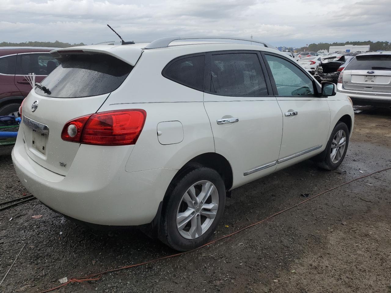 Obraz 3 z 2013 NISSAN ROGUE S 2013 z VIN JN8AS5MT7DW008183