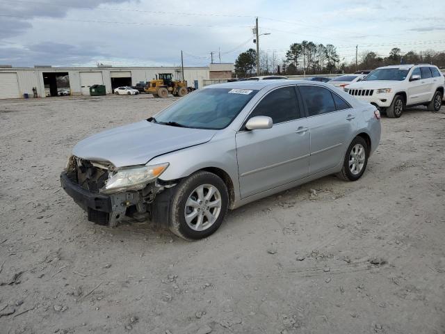 Obraz 1 z 2010 TOYOTA CAMRY BASE 2010 z VIN 4T1BF3EK2AU544718