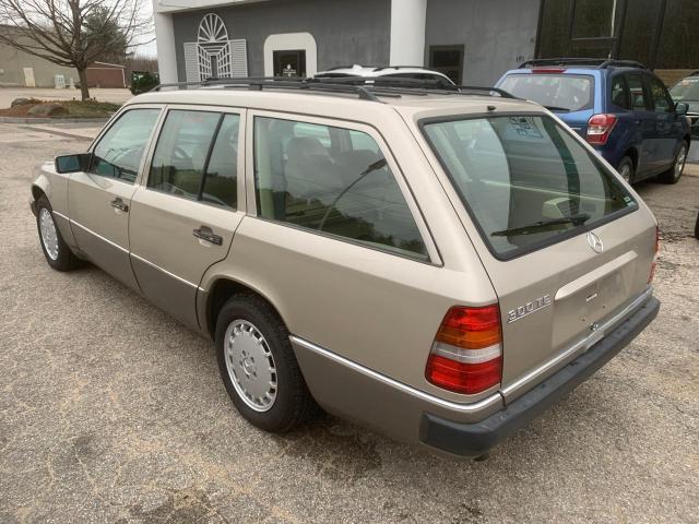 Image 3 of 1992 MERCEDES-BENZ 300 TE 1992 with VIN WDBEA90E8NF223067