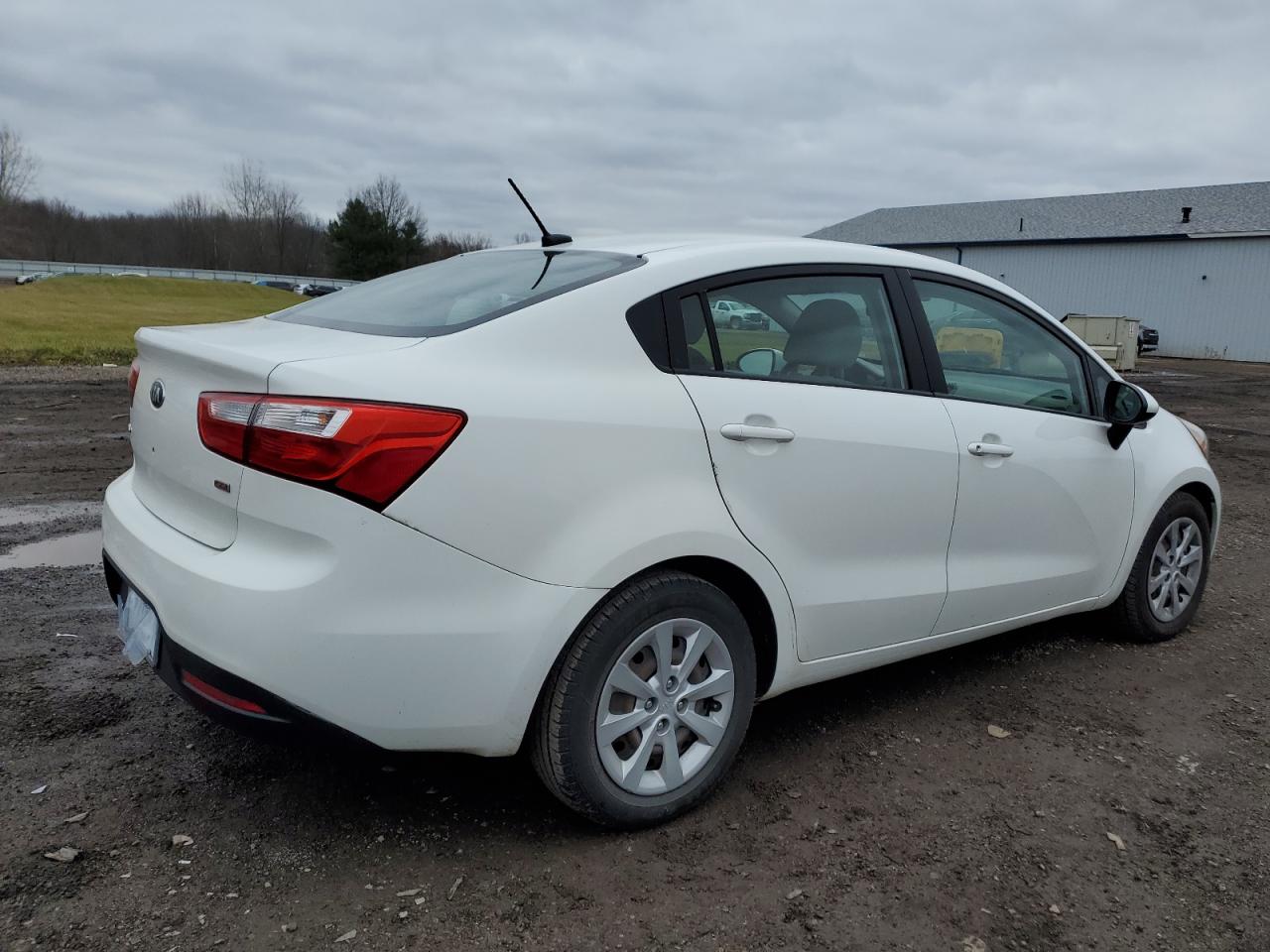 Image 3 of 2013 KIA RIO LX 2013 with VIN KNADM4A36D6228025