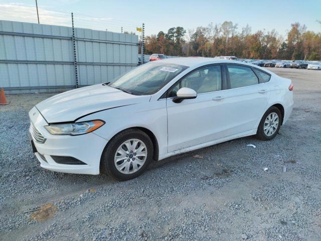 Obraz 1 z 2019 FORD FUSION S 2019 z VIN 3FA6P0G78KR142582