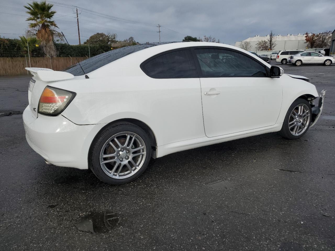 Image 3 of 2008 TOYOTA SCION TC  2008 with VIN JTKDE167880269641
