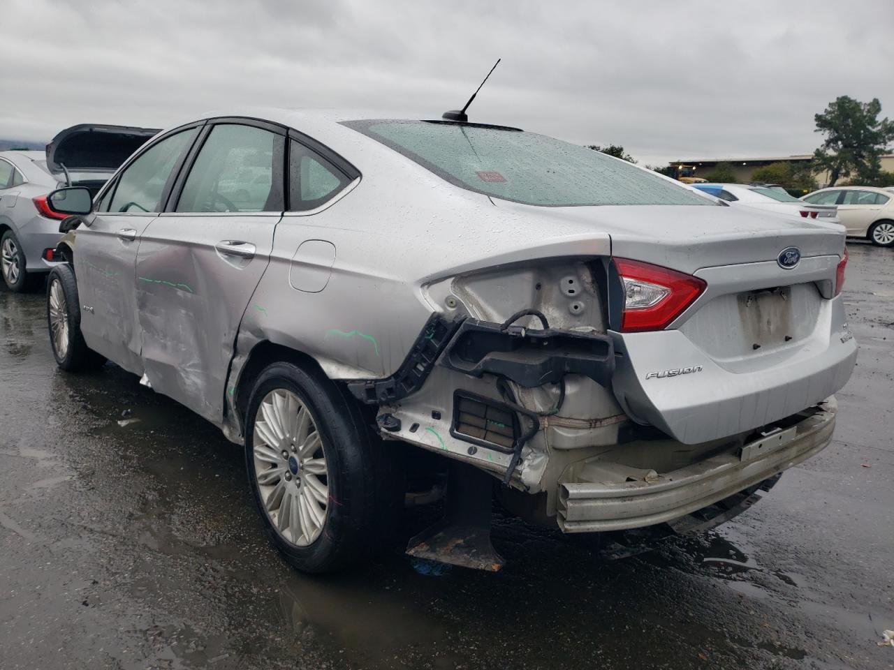 Image 2 of 2016 FORD FUSION SE HYBRID 2016 with VIN 3FA6P0LU4GR283457