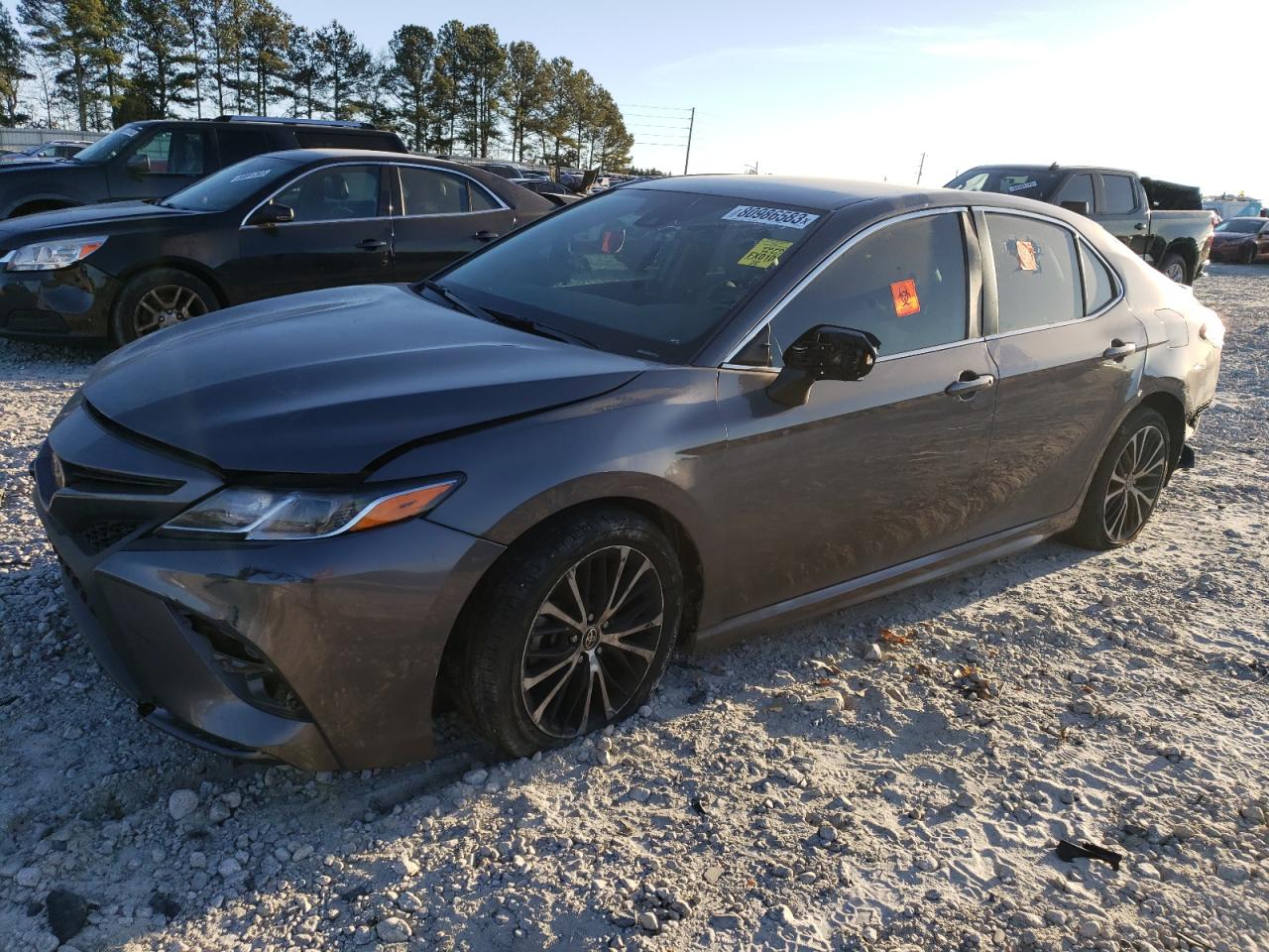 Obraz 1 z 2020 TOYOTA CAMRY SE 2020 z VIN 4T1G11AK6LU503879