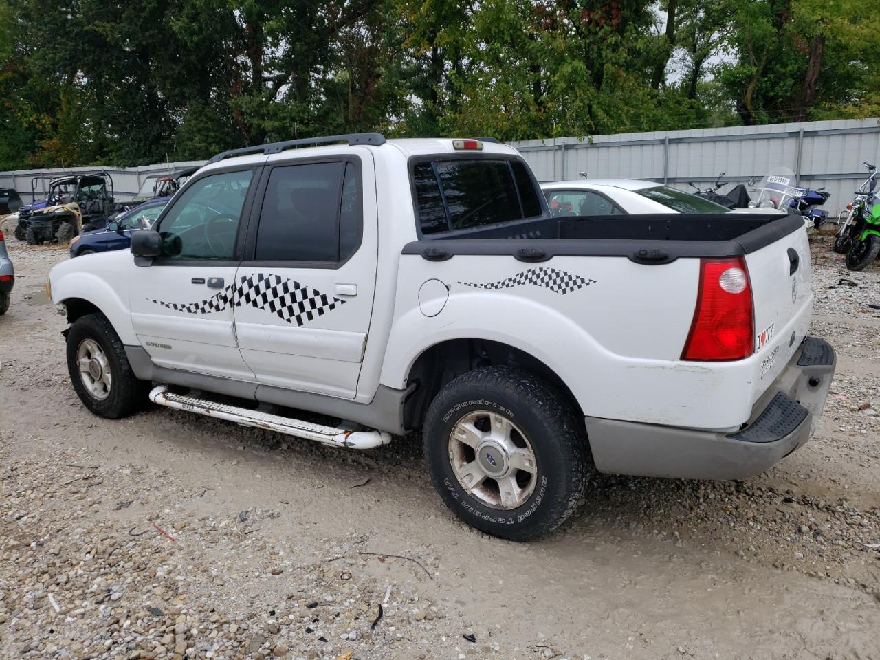 Image 2 of 2002 FORD EXPLORER SPORT TRAC  2002 with VIN 1FMZU67E42UC52597