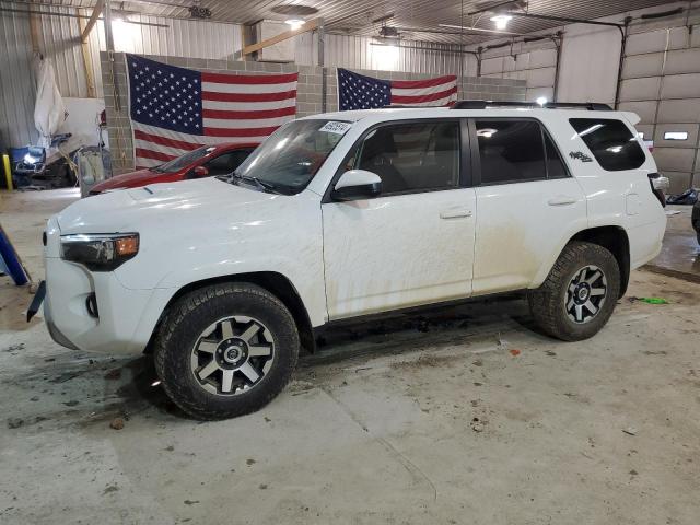 Obraz 1 z 2020 TOYOTA 4RUNNER SR5/SR5 PREMIUM 2020 z VIN JTEBU5JR2L5827816