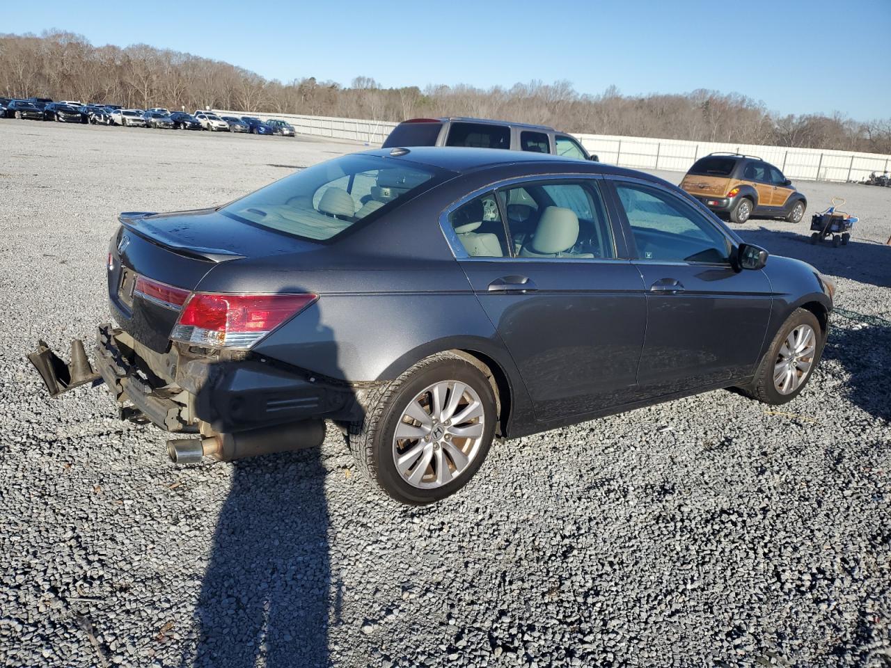 Image 3 of 2011 HONDA ACCORD EXL 2011 with VIN 1HGCP2F87BA003350