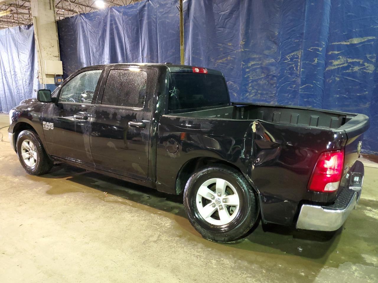 Изображение 2 2022 RAM 1500 CLASSIC SLT 2022 с VIN 1C6RR6LG6NS203261