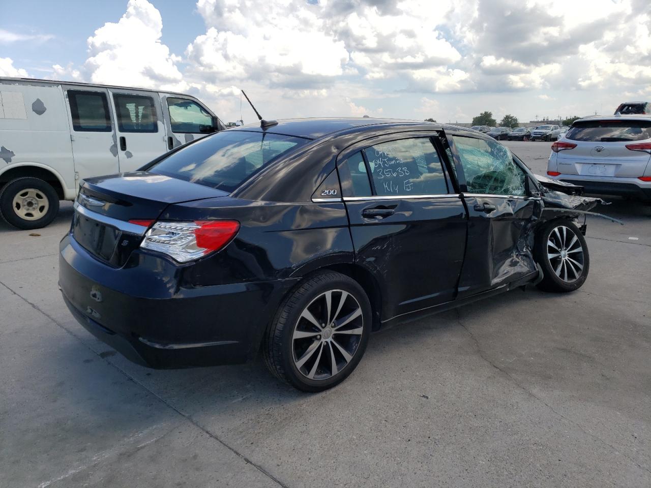 Obraz 3 z 2013 CHRYSLER 200 TOURING 2013 z VIN 1C3CCBBG6DN728008
