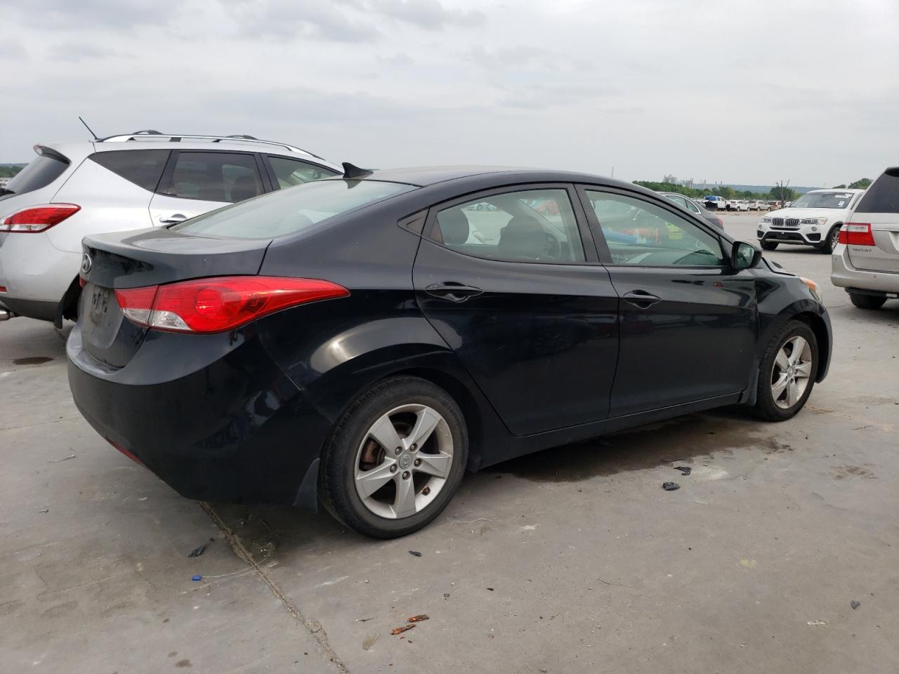 Image 3 of 2013 HYUNDAI ELANTRA GLS 2013 with VIN 5NPDH4AE7DH402781