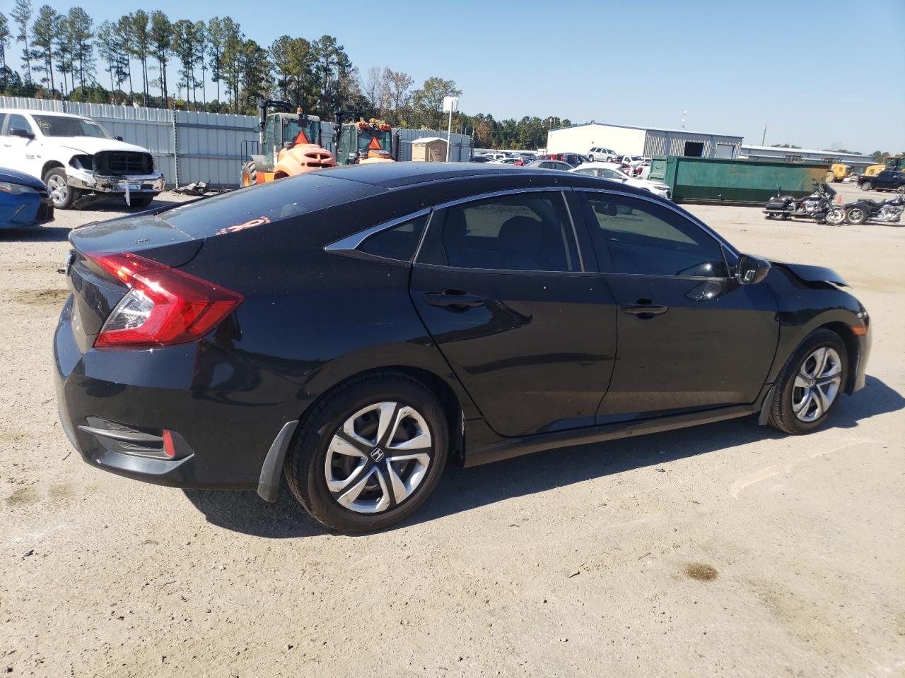 Obraz 3 z 2017 HONDA CIVIC LX 2017 z VIN 19XFC2F56HE078964