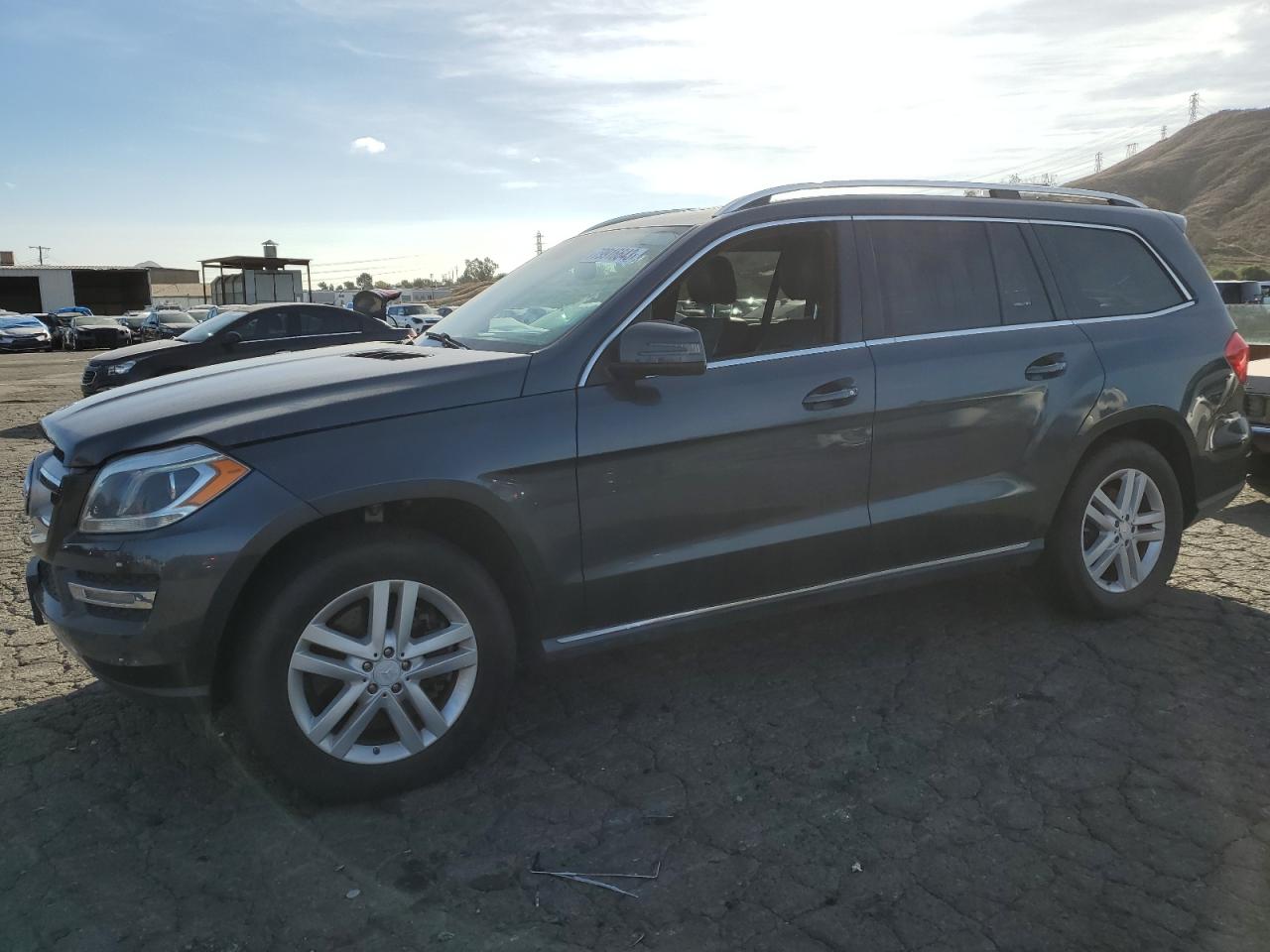 Изображение 1 2013 MERCEDES-BENZ GL 450 4MATIC 2013 с VIN 4JGDF7CE3DA241157