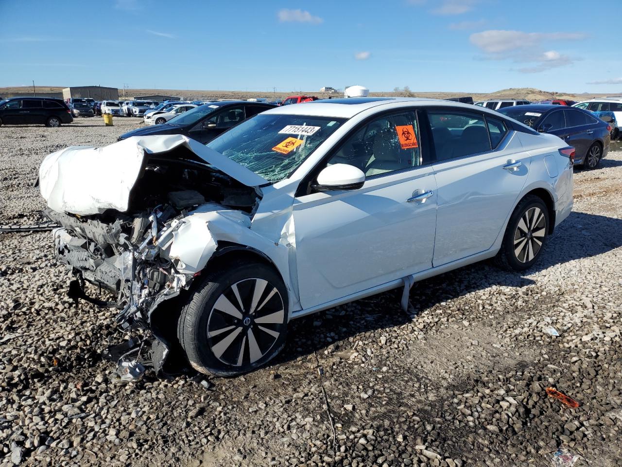 Image 1 of 2019 NISSAN ALTIMA SV 2019 with VIN 1N4BL4DWXKN320556