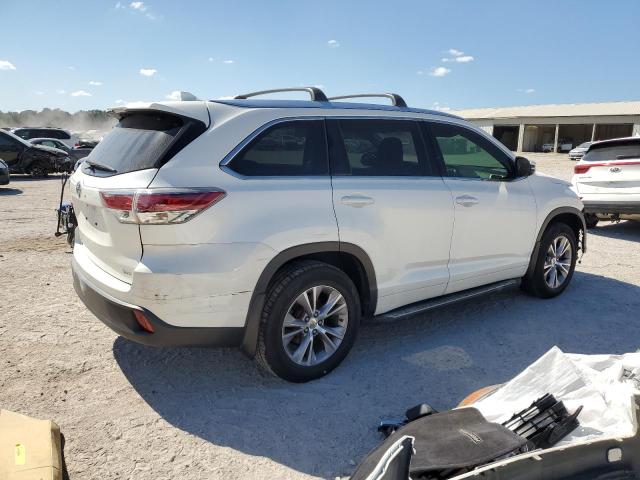 Image 3 of 2015 TOYOTA HIGHLANDER XLE 2015 with VIN 5TDKKRFH2FS046150