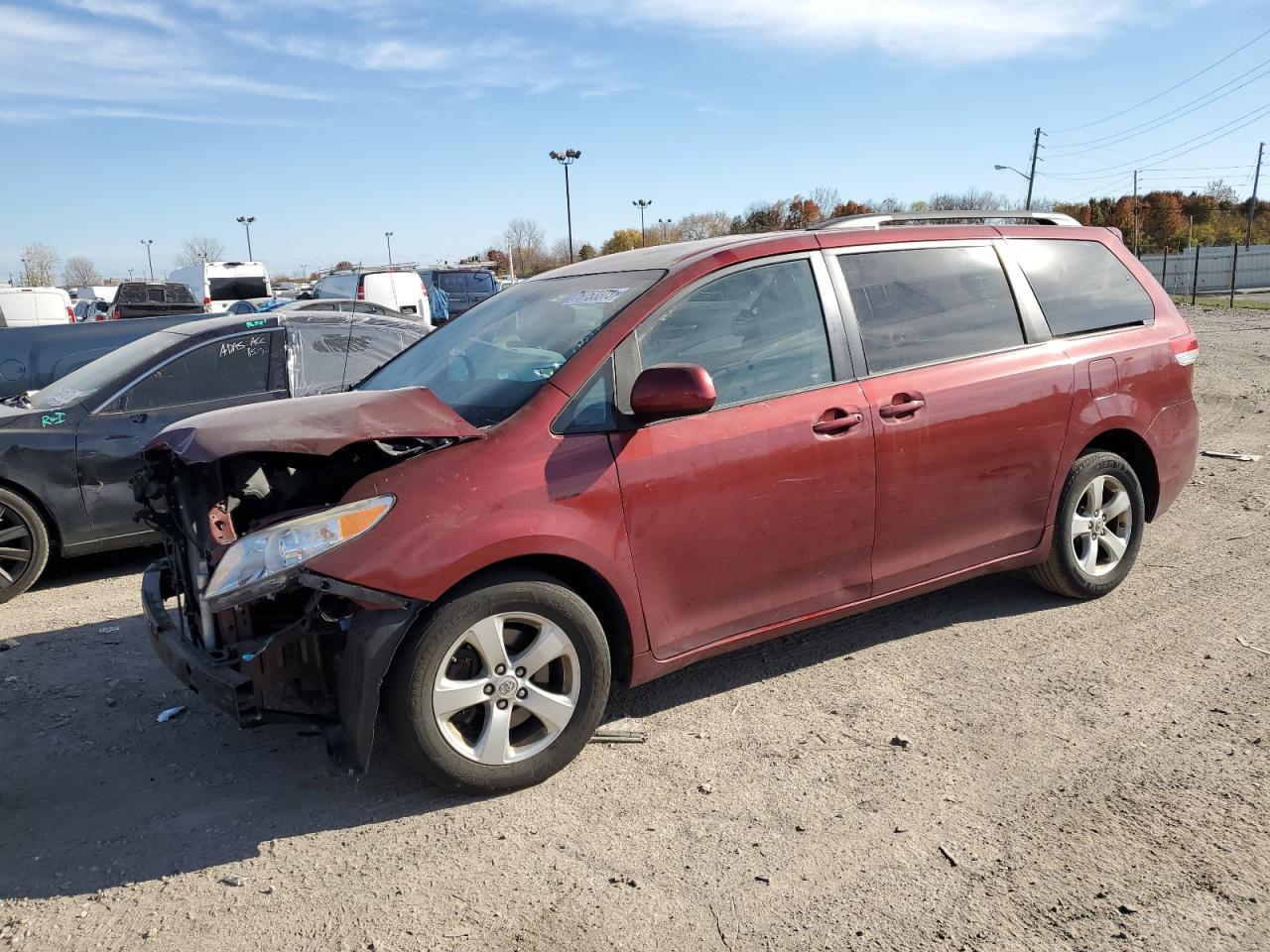 Obraz 2011 TOYOTA SIENNA LE 2011