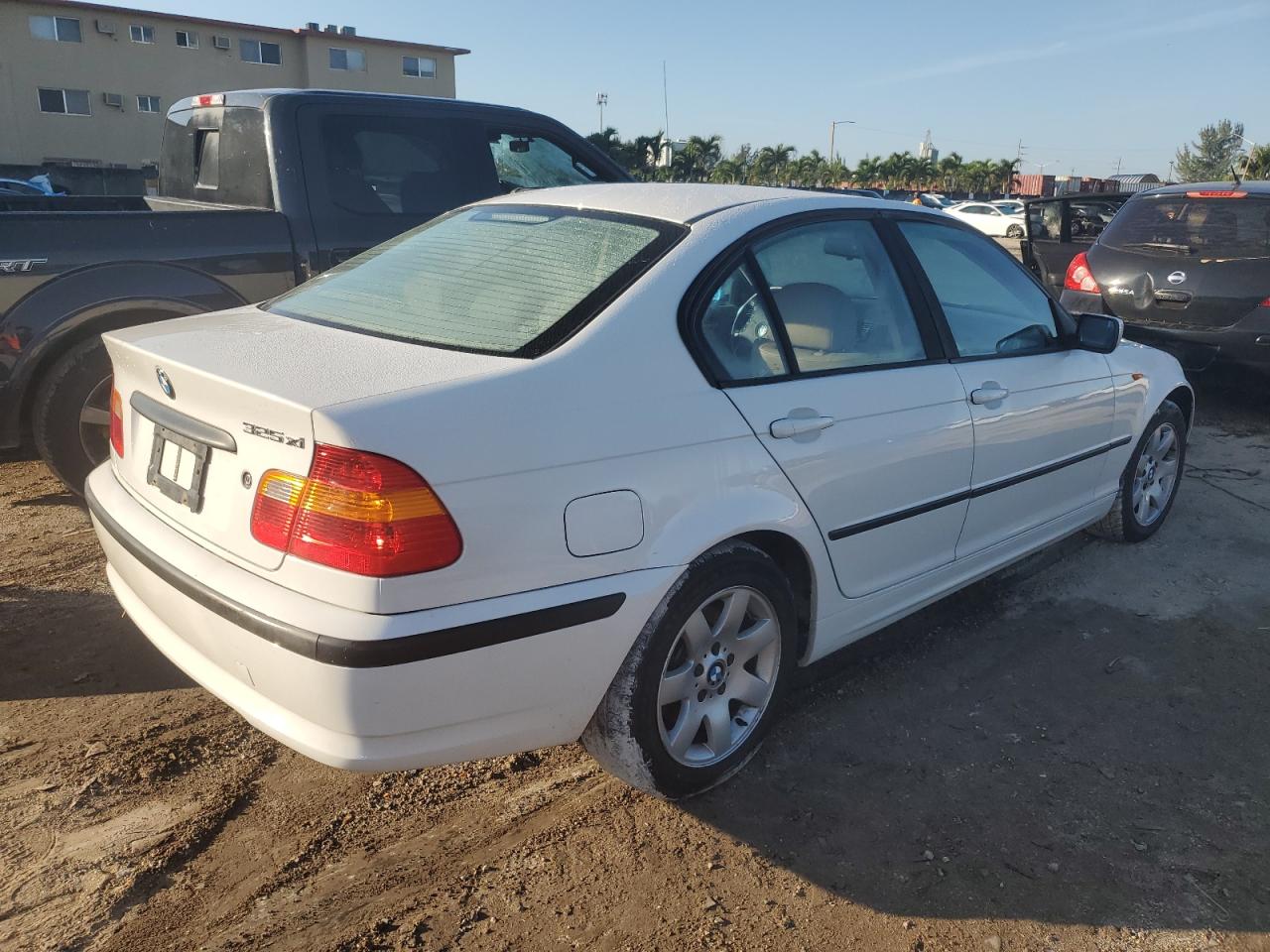 Изображение 3 2003 BMW 325 XI 2003 с VIN WBAEU33423PM55015