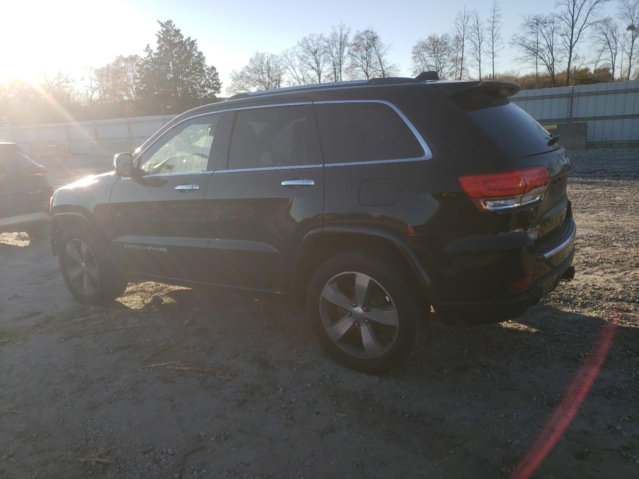 Изображение 2 2015 JEEP GRAND CHEROKEE OVERLAND 2015 с VIN 1C4RJFCGXFC846840