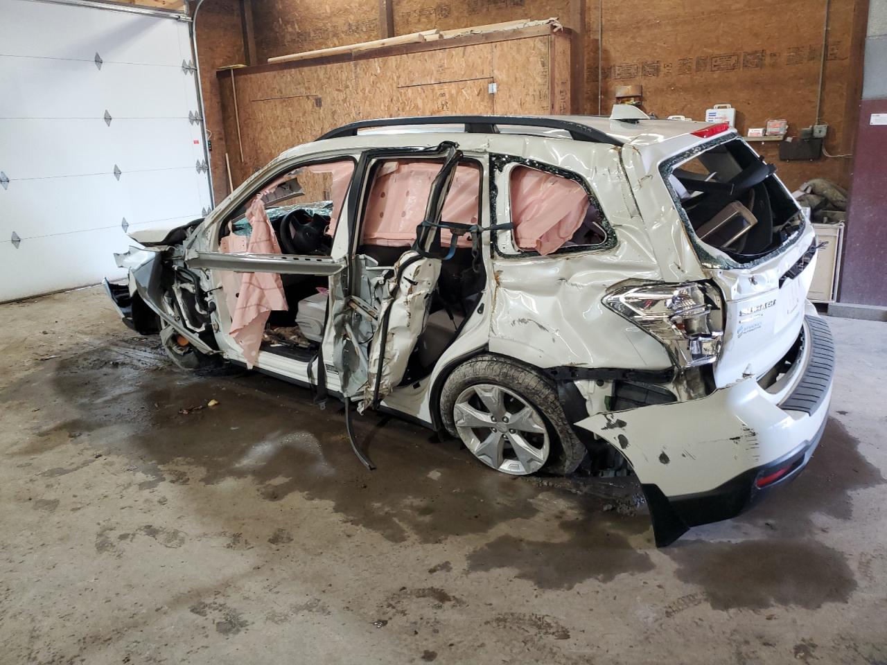 Image 2 of 2016 SUBARU FORESTER 2.5I 2016 with VIN JF2SJABC9GH485979