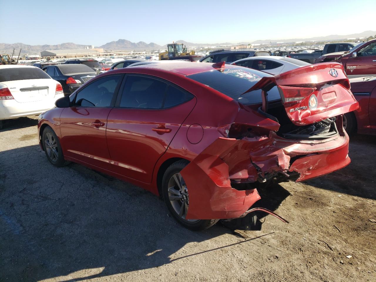Изображение 2 2018 HYUNDAI ELANTRA SEL 2018 с VIN 5NPD84LF9JH246275