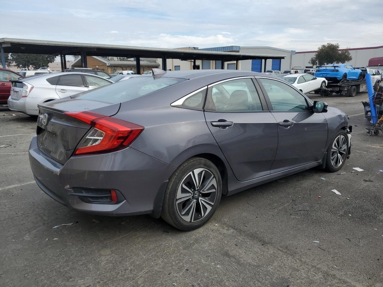 Изображение 3 2016 HONDA CIVIC EXL 2016 с VIN 2HGFC1F72GH637300