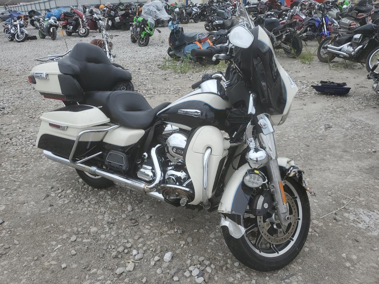 Image 1 of 2014 HARLEY-DAVIDSON FLHTCU ULTRA CLASSIC ELECTRA GLIDE 2014 with VIN 1HD1FCM10EB609655
