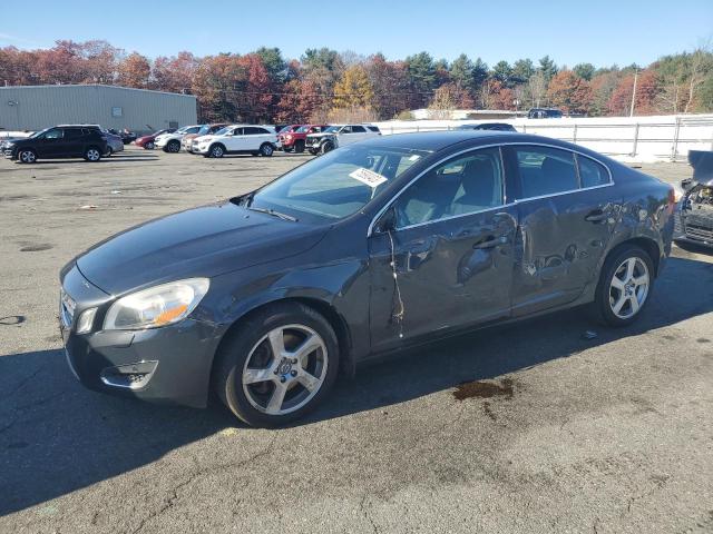 Image 1 of 2012 VOLVO S60 T5 2012 with VIN YV1622FS1C2111474