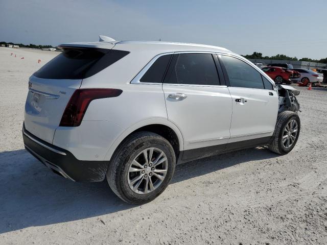Obraz 3 z 2021 CADILLAC XT5 PREMIUM LUXURY 2021 z VIN 1GYKNDRSXMZ204435