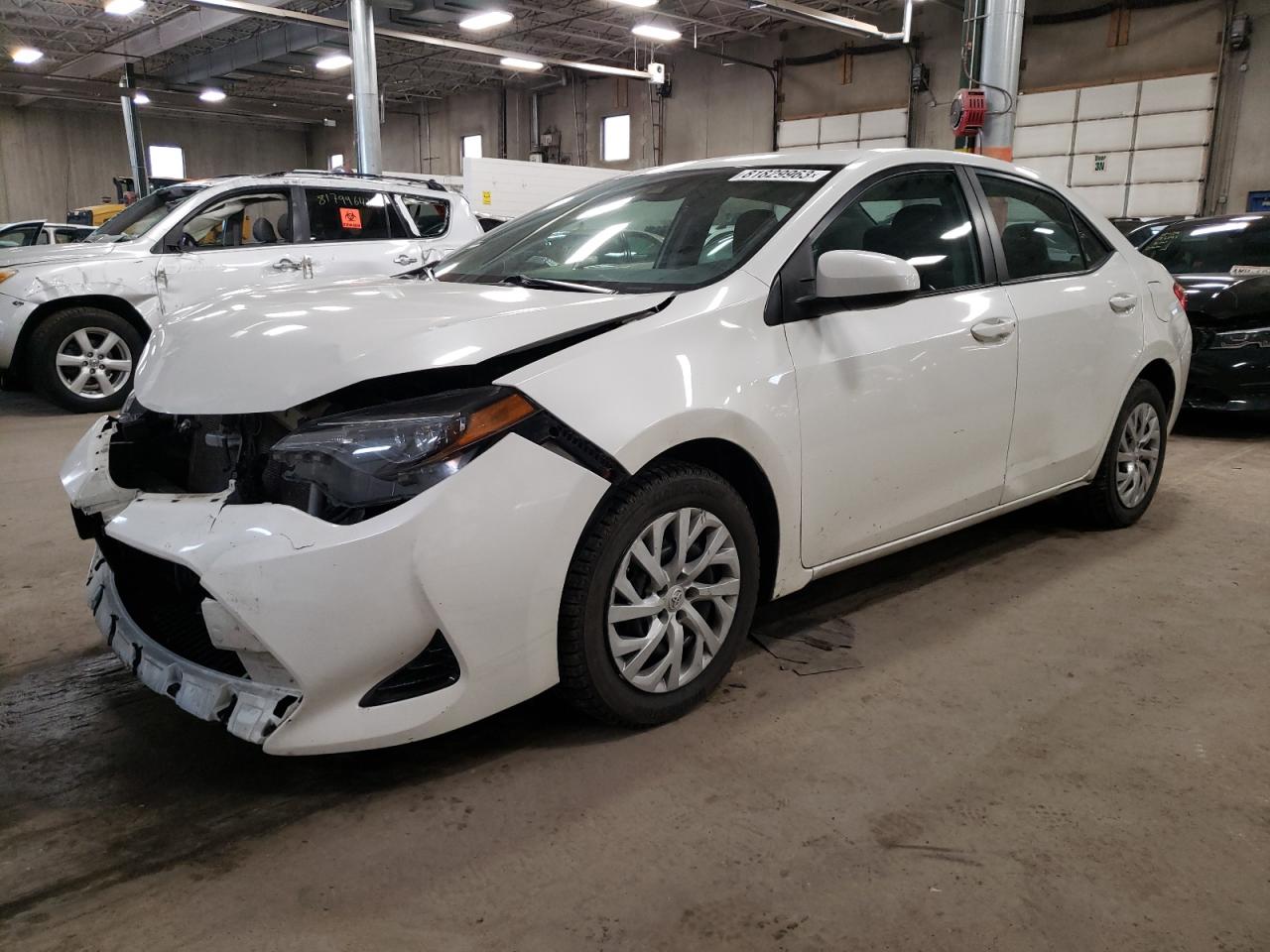 Изображение 1 2019 TOYOTA COROLLA L 2019 с VIN 5YFBURHEXKP859381
