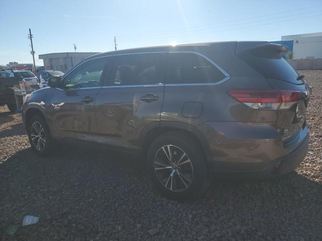 Изображение 2 2019 TOYOTA HIGHLANDER LE 2019 с VIN 5TDZZRFH6KS322060