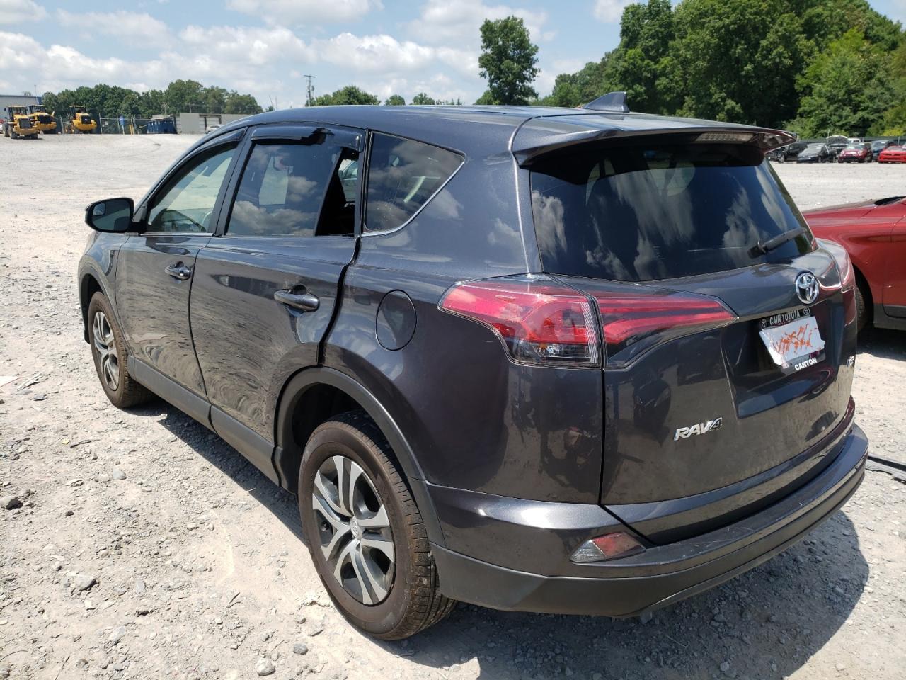 Image 3 of 2018 TOYOTA RAV4 LE 2018 with VIN JTMZFREV6JJ737178