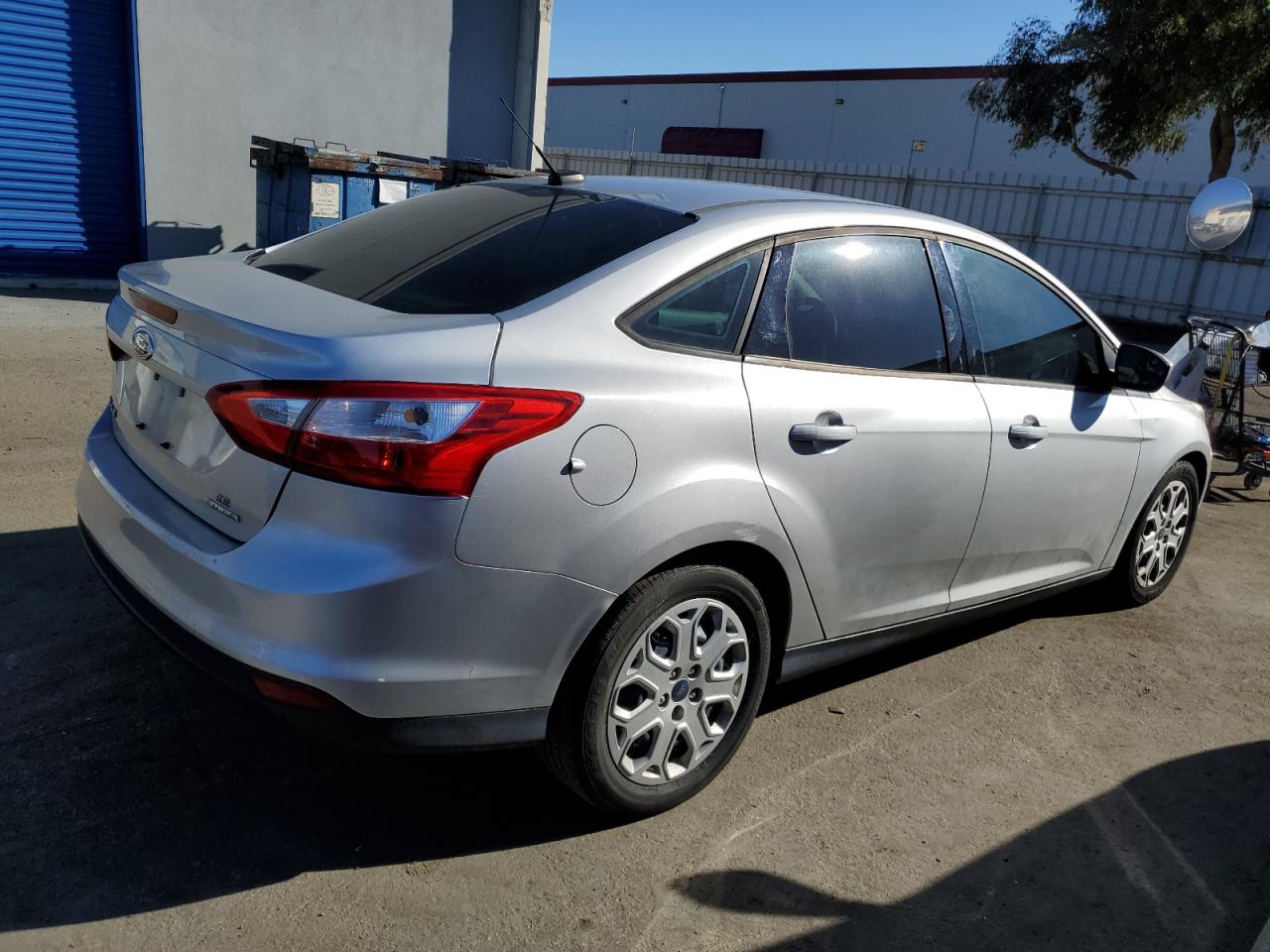 Изображение 3 2012 FORD FOCUS SE 2012 с VIN 1FAHP3F20CL375159