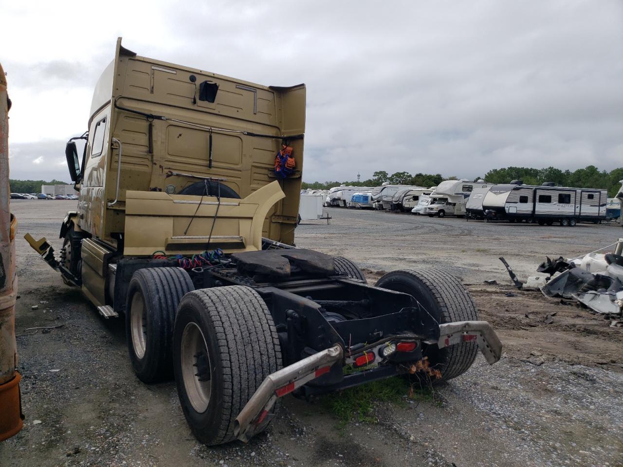 Image 3 of 2014 VOLVO VN VNL 2014 with VIN 4V4NC9EH6EN161256