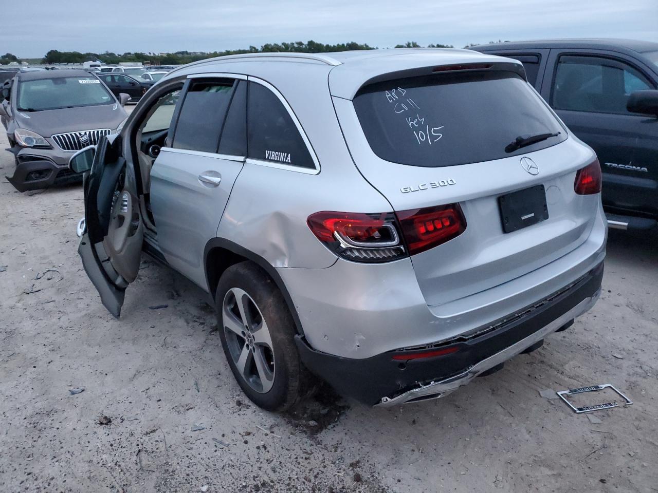 Image 2 of 2020 MERCEDES-BENZ GLC 300 2020 with VIN WDC0G8DB8LF729297