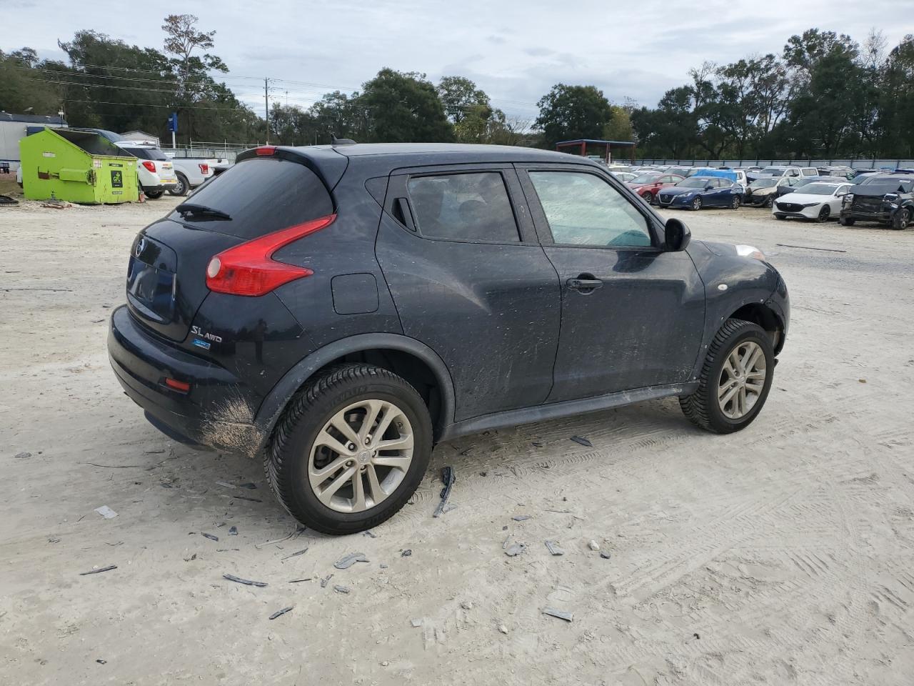 Obraz 3 z 2013 NISSAN JUKE S 2013 z VIN JN8AF5MV6DT211590