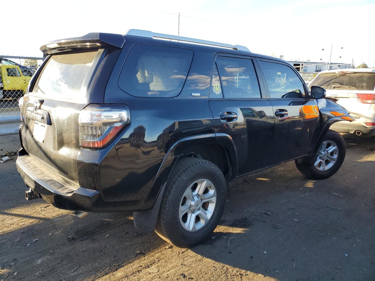 Изображение 3 2016 TOYOTA 4RUNNER SR5/SR5 PREMIUM 2016 с VIN JTEBU5JR4G5348884