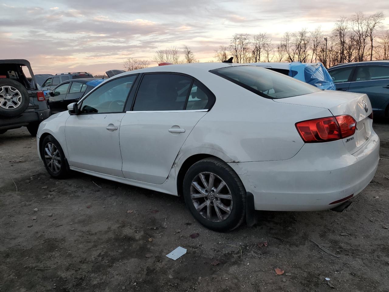 Image 2 of 2012 VOLKSWAGEN JETTA SE 2012 with VIN 3VWDP7AJ2CM007267