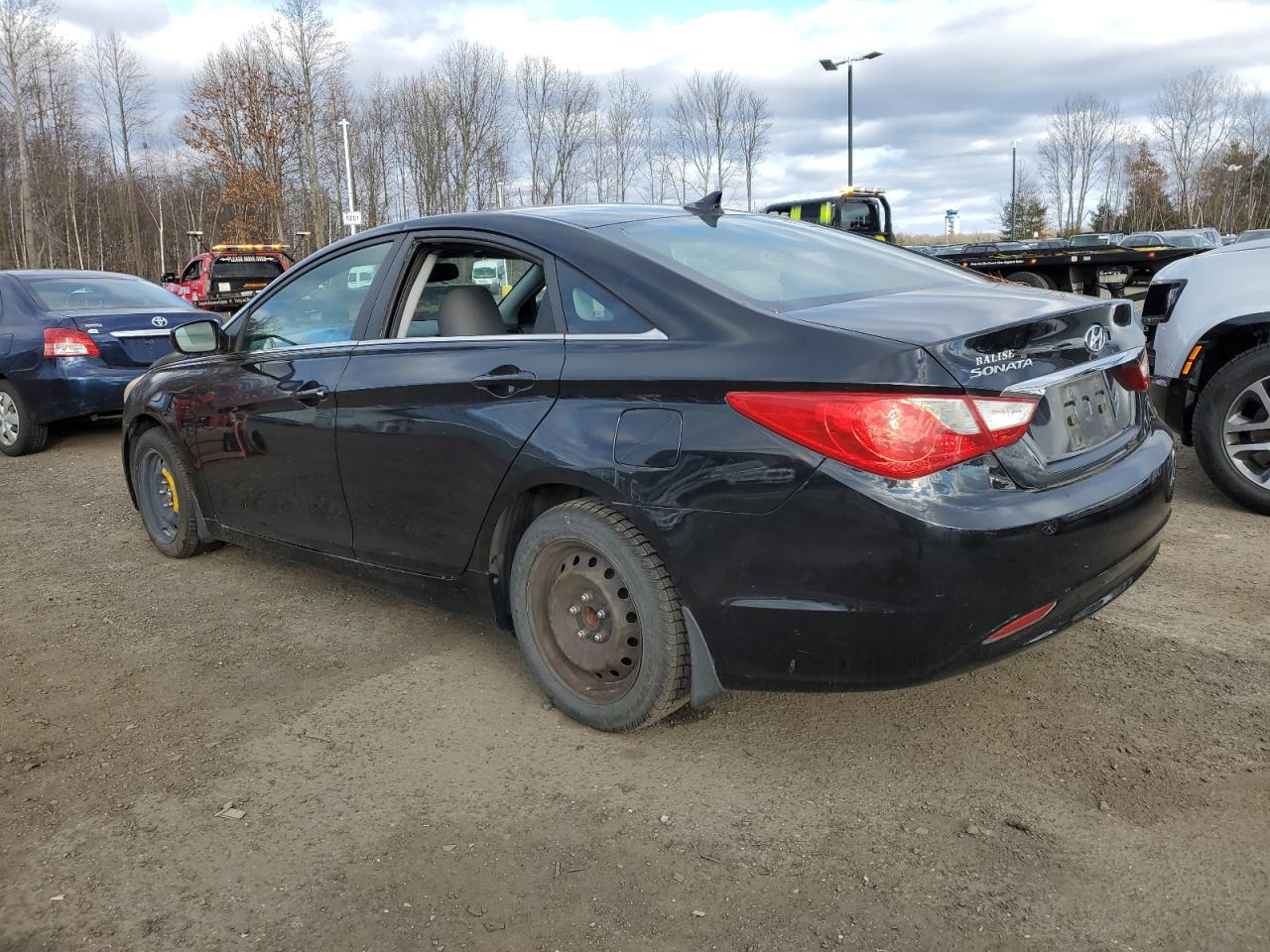 Image 2 of 2011 HYUNDAI SONATA GLS 2011 with VIN 5NPEB4AC8BH171116