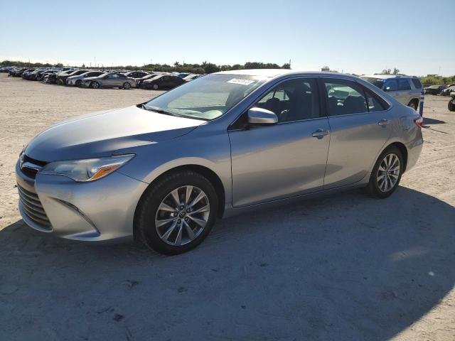 Obraz 1 z 2015 TOYOTA CAMRY LE 2015 z VIN 4T4BF1FK7FR477713