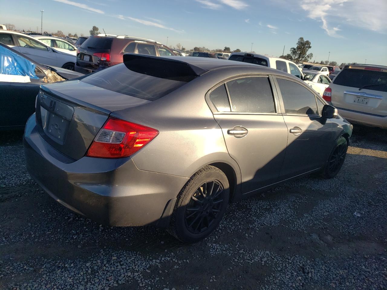 Image 3 of 2012 HONDA CIVIC LX 2012 with VIN 19XFB2F57CE389329