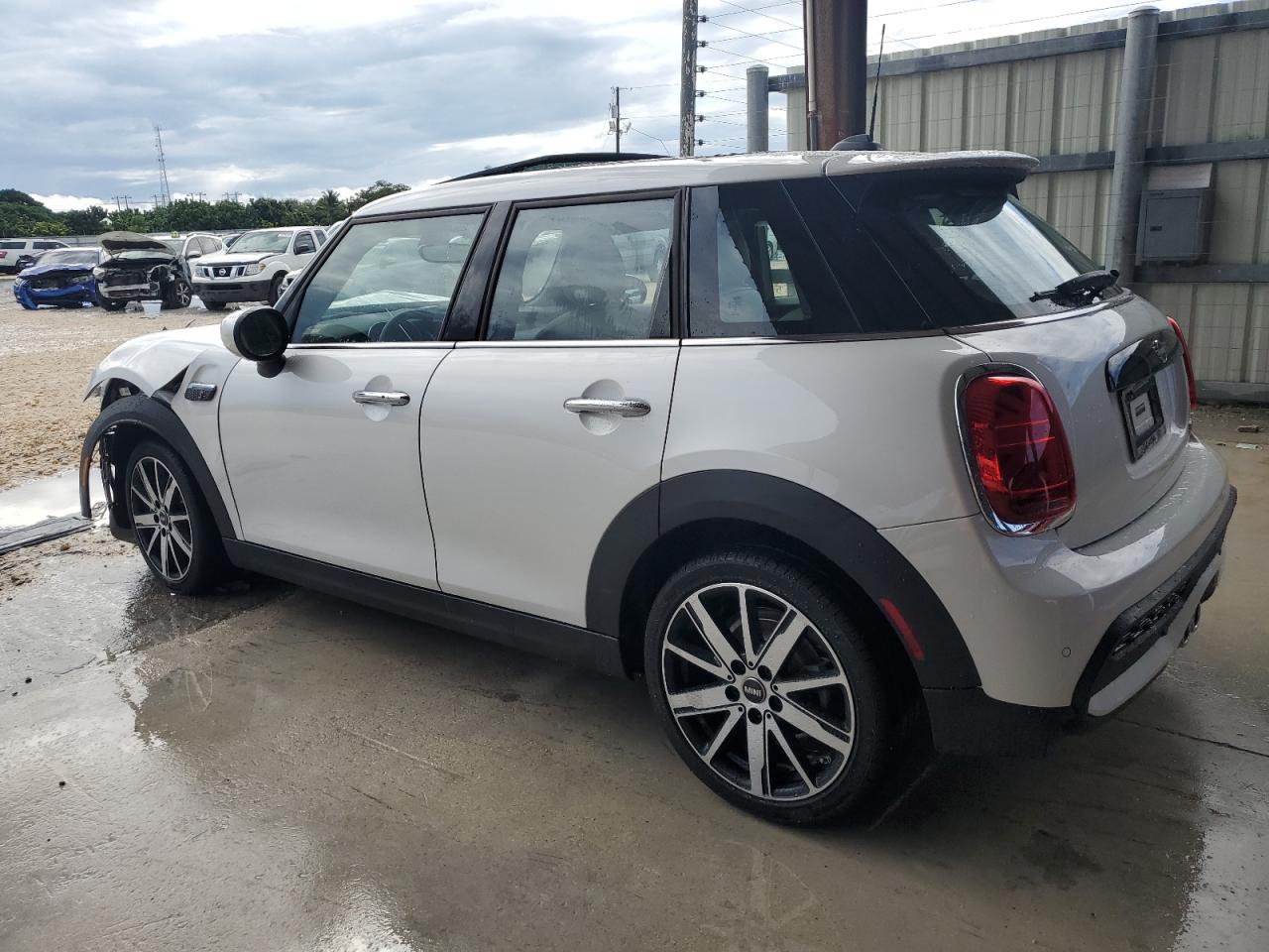 Image 2 of 2024 MINI COOPER S 2024 with VIN WMW53DK01R2U66732